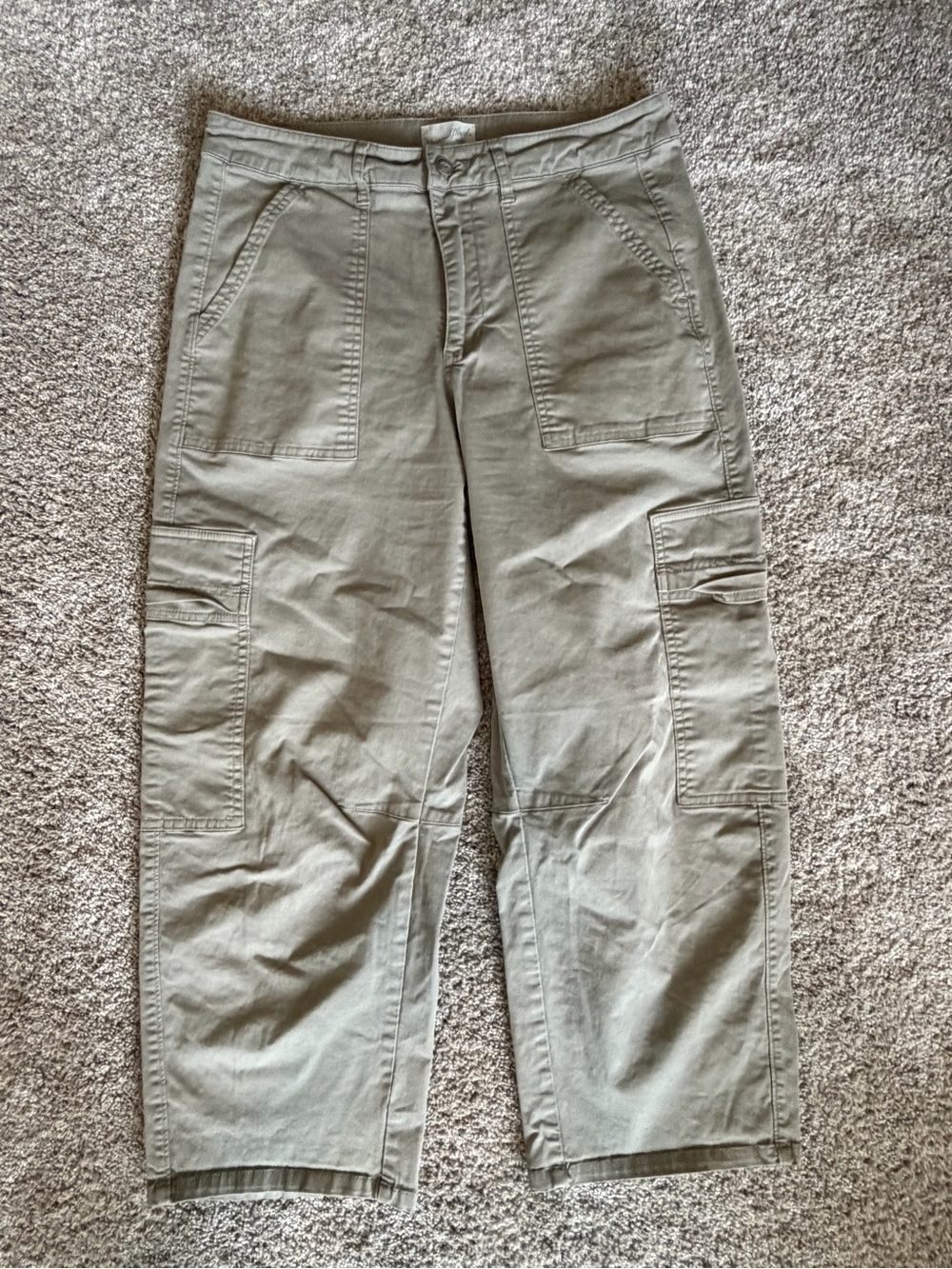 Women's Mid-Rise Barrel Leg Cargo Pants - Universal Thread™ Olive Green 10 - Picture 2 of 6